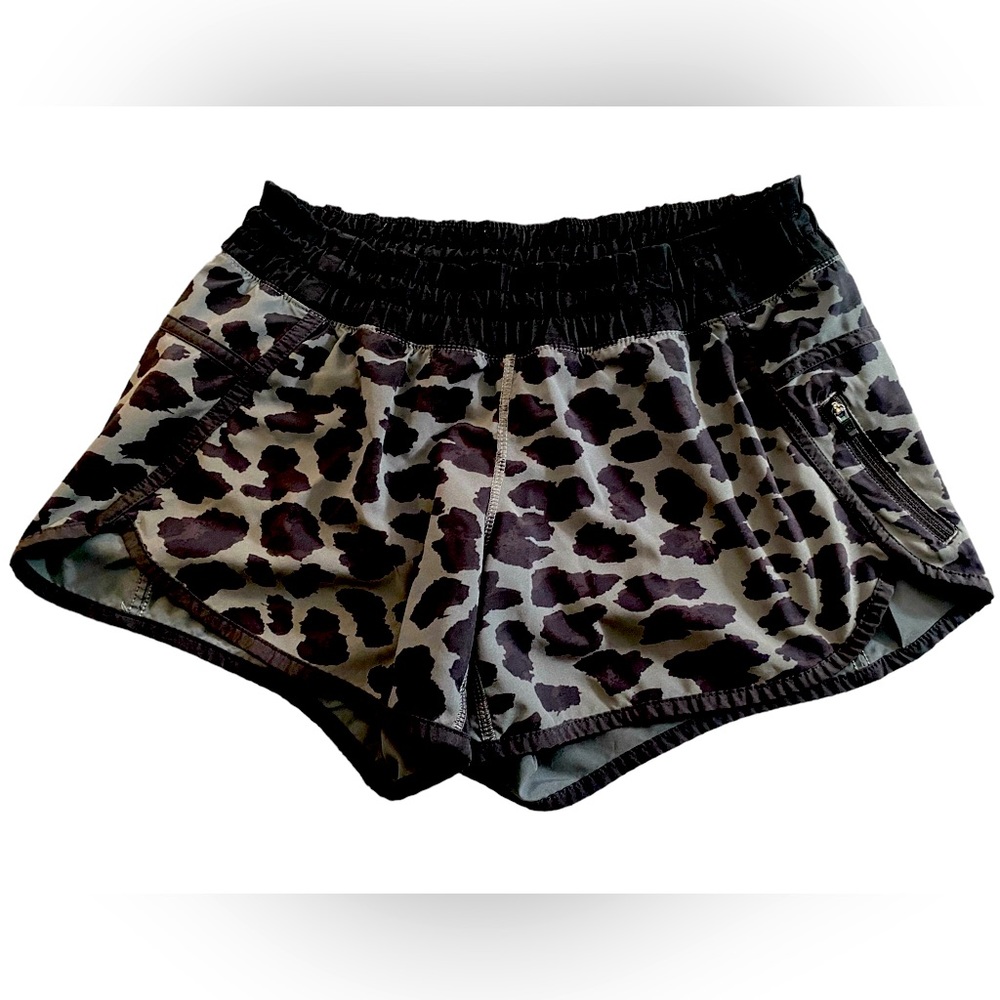 Lululemon Hottie Hot Shorts (6)